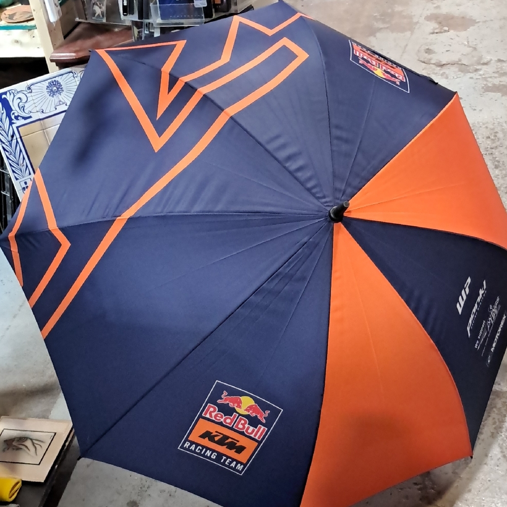 Red Bull Racing Team Umbrella